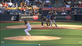 ▲達比修有神接殺「爆頭」強襲球。（圖／翻攝自MLB推特）