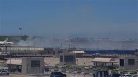 桃園,二航廈,草皮,火警,（圖／民眾提供）