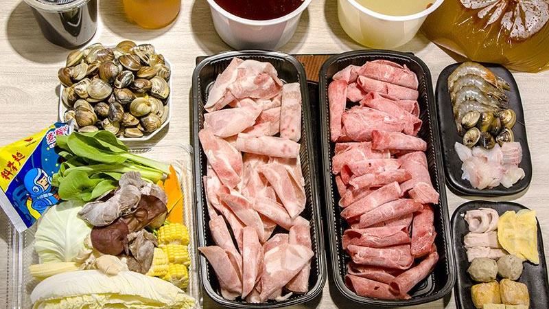 台中超值火鍋「這一桌只要500元」
