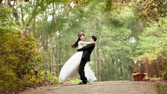 戶外拍婚紗能否暫脫口罩？陳時中妙回