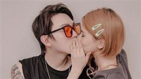 蕾菈目前正與DJ「秋甚湯宇」（湯宇）戀愛中，2人經常在社群放閃。（圖／翻攝自蕾拉IG）