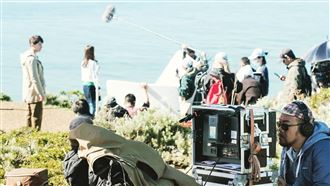 紓困暴增2倍！劇組微解封度陣痛期