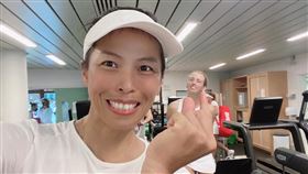 ▲謝淑薇和搭檔梅丹斯（Elise Mertens）瞄準溫網女雙冠軍。（圖／翻攝自謝淑薇臉書）