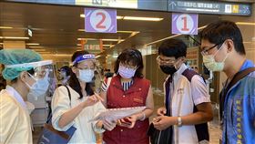 新北市市場處表示，有關市場攤商疫苗造冊，是依經濟部函請新北市政府提報110年5月31日前經依法設立或列管有案公民有零售市集、攤販集中場（含夜市）實際營業攤商，其已登記姓名者，並報送經濟部列管數量為基準（圖／新北市市場處提供）

