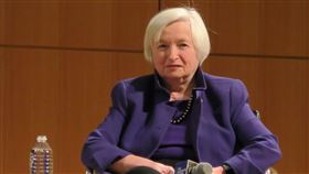 前聯準會主席葉倫  有望出掌美國財政部前聯準會主席葉倫（圖）獲美國總統當選人拜登青睞，有望成為美國財政部首位女性部長。圖為葉倫2018年12月10日在紐約市立大學研究生院出席座談會。中央社記者尹俊傑紐約攝  109年11月24日