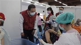 0712侯友宜視察中和疫苗接種情形（圖／新北市府提供）