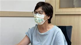 蔡壁如表示，疫苗到貨量嚴重不足，維持社會運作的中堅層，特別是30歲到49歲的這群人，最為憤怒（圖／翻攝自蔡壁如臉書）