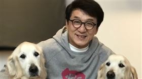 成龍。（圖／翻攝自娛樂扒叔微博）