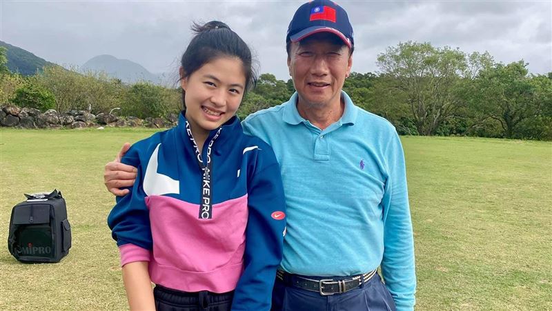 賈永婕笑稱蹭郭董熱度　通話內容曝光