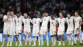 英格蘭瘋足球！歐國盃PK大戰　創英黛妃喪禮以來最高收視。圖為英格蘭足球代表隊。（圖／美聯社／達志影像）
