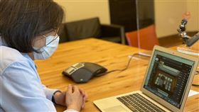 蔡英文、證嚴法師（翻攝自蔡英文臉書）