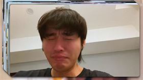 展榮在錄Vlog時突崩潰大哭。（圖／翻攝自展榮展瑞 K.R Bros YouTube）
