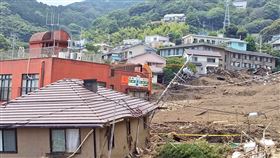 日本熱海市土石流。（圖／翻攝自日本網友@Porte0077推特）