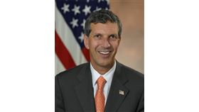 美國總統拜登13日提名前國防部官員艾斯特維茲出任美國商務部負責工業暨安全事務的次長。（圖／翻攝自美國國防部網頁defense.gov）
