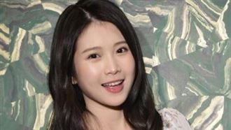 就不認　雞排妹再駁「正宮自己接受」