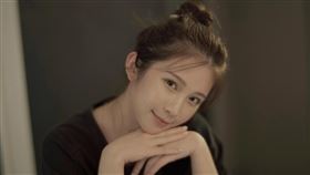 雞排妹接受《三立新聞網》專訪談小三疑雲。(圖／翻攝臉書）