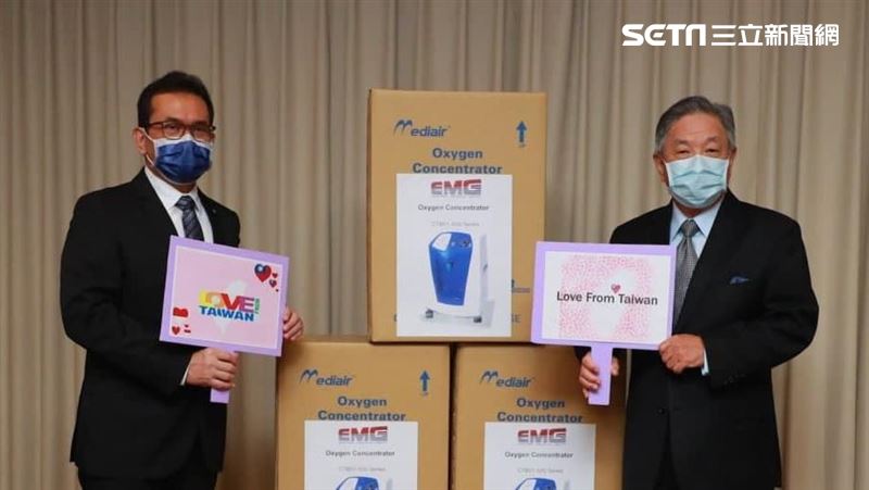 印尼疫情失控　台灣急贈200製氧機