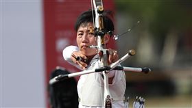 全大運射箭　雷千瑩反曲弓個人賽第4（1）射箭女將雷千瑩（圖）14日代表台灣師大，出征110全大運公開女生組反曲弓個人對抗賽，終場不敵國立體大葉昱琛，拿下第4名。中央社記者吳家昇攝  110年5月14日