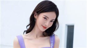 金晨因參加《乘風破浪的姐姐》，人氣再創巔峰。（圖／翻攝自金晨微博）