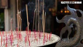 燃香/禁香令/香煙/燒香(記者陳弋攝影)