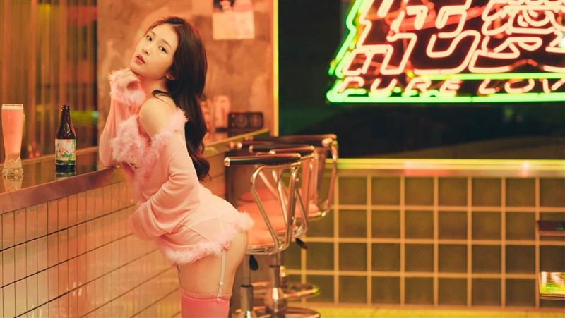 開放式伴侶致歉　雞排妹：鬧劇落幕！