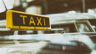 我紅了！防疫車隊司機炫耀混打疫苗