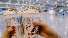 網紅奶茶「茶顏悅色」。（圖／翻攝自小桐籽兒微博）