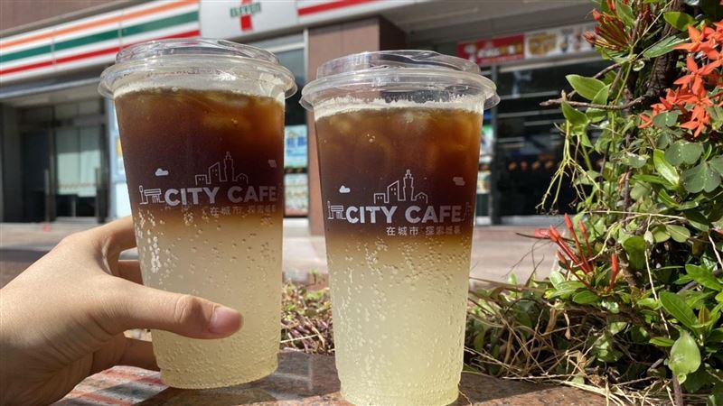 限時3天　小七咖啡、飲品第三件0元