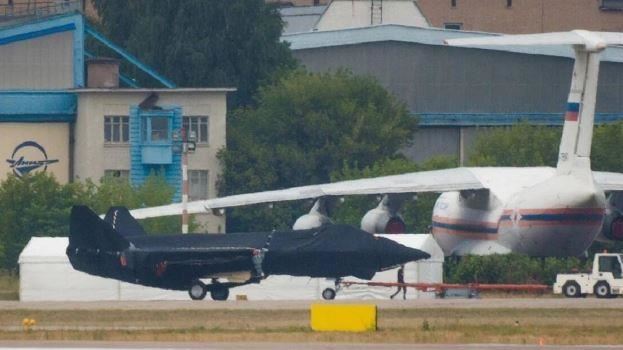 俄新輕型五代機神秘現身　外型很奇特