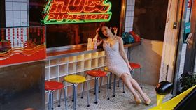 雞排妹發文談車子比較心得。（圖／翻攝臉書）