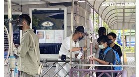 義大,遊樂園,微解封,人潮,山上