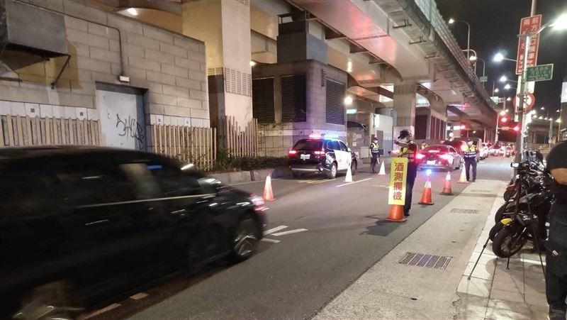開車族宿醉上路　小心被辦公共危險罪