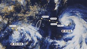 這周台灣將迎雙颱，「烟花」及「查帕卡」颱風。（圖／翻攝自台灣颱風論壇｜天氣特急）