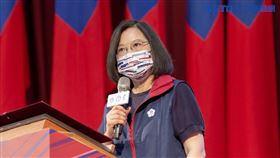 蔡英文出席「我國參加第32屆2020東京奧林匹克運動會代表團授旗典禮」（圖／總統府提供）