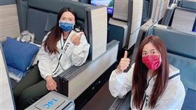 詹詠然、詹皓晴搭乘飛機從英國到日本。（圖／翻攝自詹皓晴臉書）