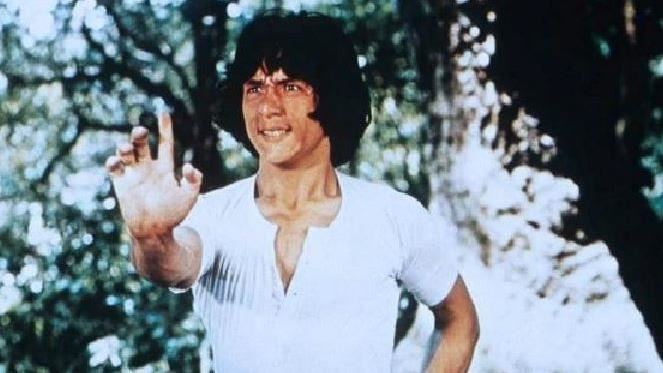 他曾是小演員　卻捧紅了成龍、甄子丹