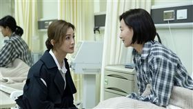 《感動她77次》惠英紅、蔡卓妍
圖華映提供