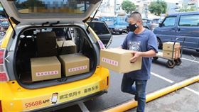 ▲「高雄好家載」強調互助合作模式，讓餐廳與計程車在疫情期間，創造更多機會與出路。（圖／相關單位提供）