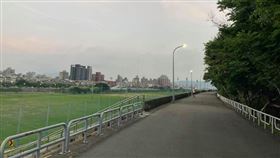 （圖／翻攝自爆廢公社）