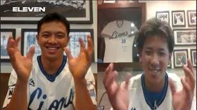 ▲吳念庭與愛斗接受視訊訪問。（圖／ELEVEN SPORTS提供）