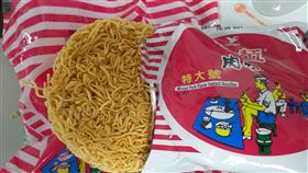 泡麵,圓形,肉燥麵,產現