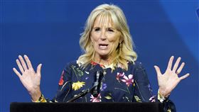 美國總統拜登正式宣布，第一夫人吉兒將率團出席東京奧運開幕式。（圖／美聯社／達志影像）