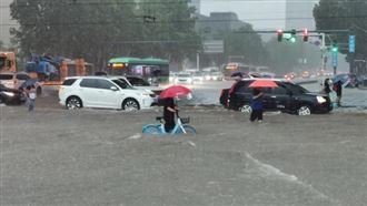 鄭州「千年級暴雨」為何淹死12人？