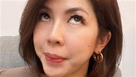 美女律師李怡貞說，如果真的是不小心介入別人的感情，其實第一句話永遠都應該是「對不起」（圖／翻攝自臉書）