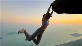 ▲索菲亞經常拍一些極限運動照片，。（圖／翻攝自索菲亞IG）