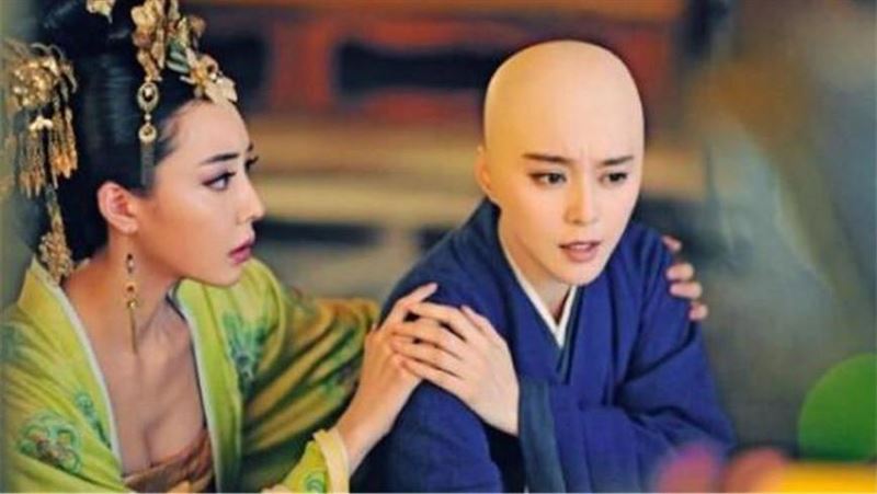 武則天剃度前說8字…老尼剃刀都嚇掉
