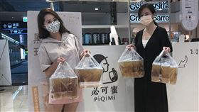 黃露瑤、簡沛恩。（楠軒工作室提供
