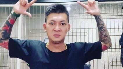 女店員遭挖眼　鳳梨怒揭「最扯」結局