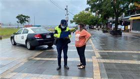 新北市，淡水，淡水分局，烟花，勸離，民眾，遊客，觀浪，積水，