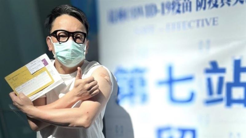 詹惟中打疫苗起生理反應　十年來首次